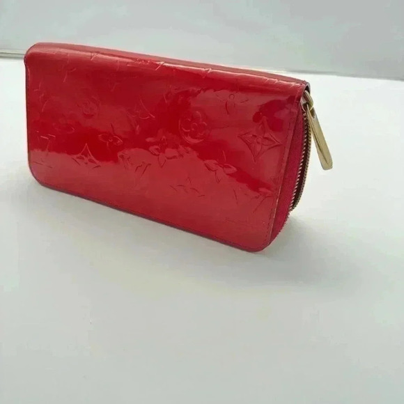 Zippy Wallet Vernis with 🆓 ENTRUPY COA - Picture 6 of 16